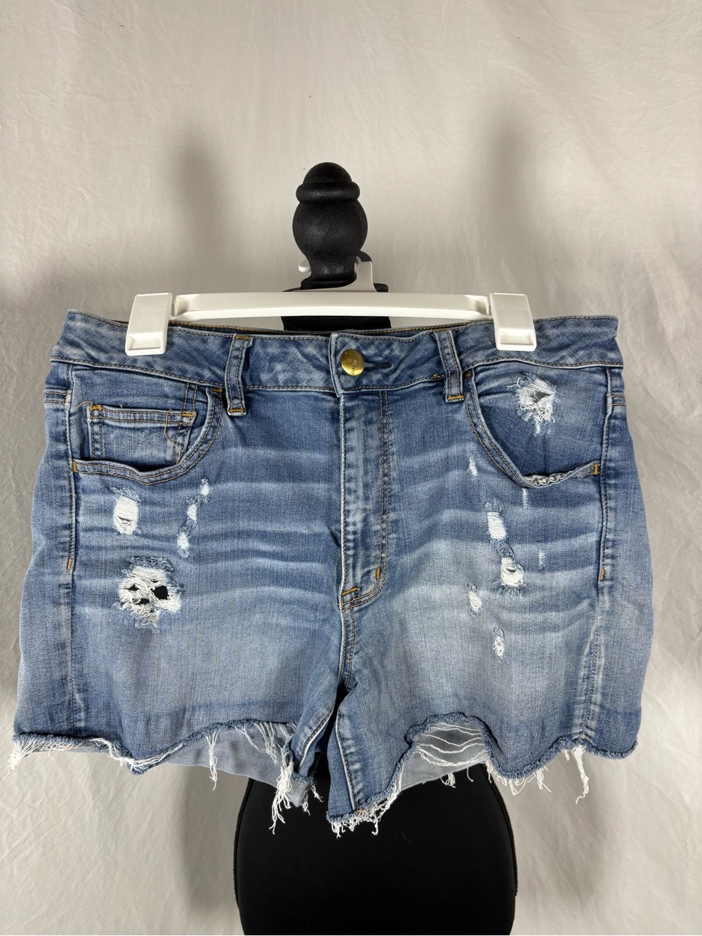 American Eagle Hi-Rise Shortie